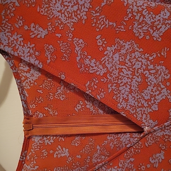 Floral Romper - Picture 8 of 12